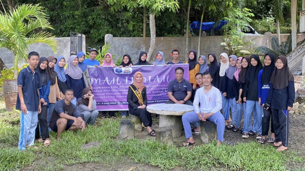 Tingkatkan Life Skill Siswa, SMAN 4 Gelar Kemah Ilmiah