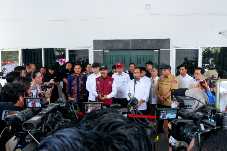 Prestasi Luar Biasa, Mensos Apresiasi Sulsel Jadi Penyelenggara Sekolah Rakyat Terbanyak di Luar Jawa